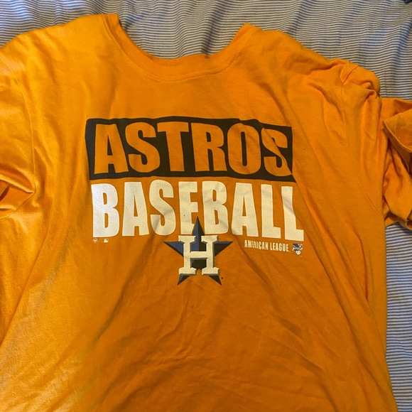 I’m selling ASTROS GEAR. You’ll represent Houston at the next Astros Game !!! - Picture 4 of 4